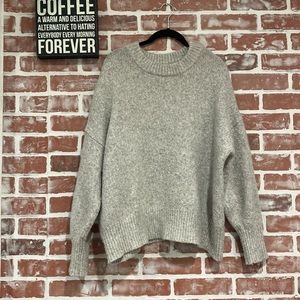 Women's Zara Knit Gray Crewneck Pullover Sweater Alpaca Blend Medium GUC